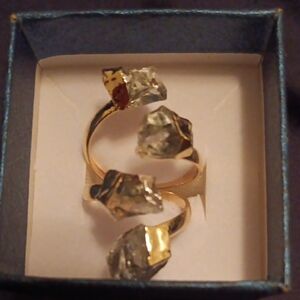 Green Quartz 11.00 ctw 4 Stone Ring in Goldtone (Adjustable)